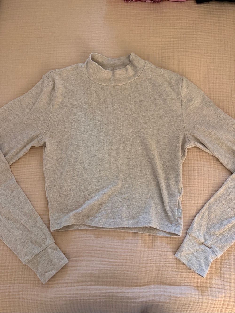 TNA Cropped Mock Neck Long-Sleeve Top - Heather Gray
